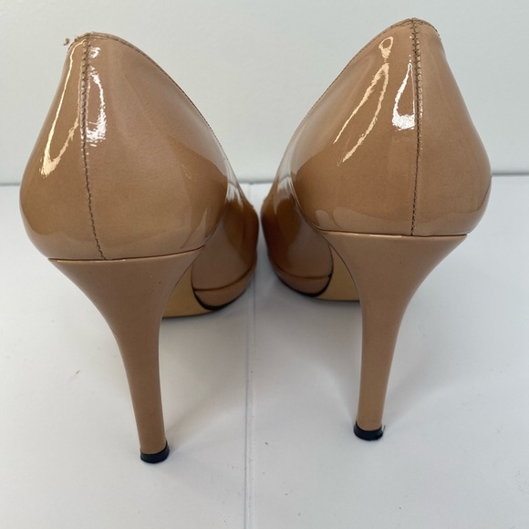 STUART WEIZTMAN 7 Elegant Luxury Designer Tan High Heels - Picture 4 of 10